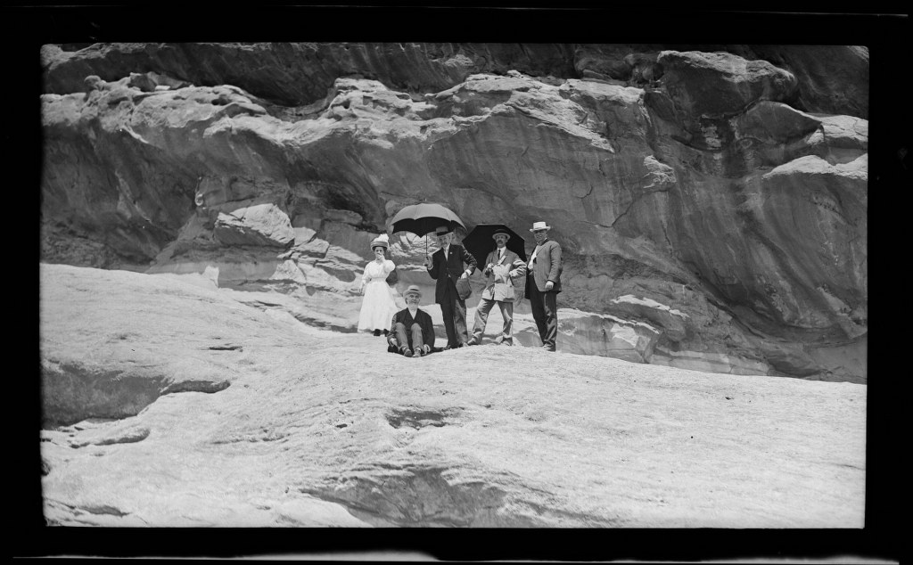 6j - 1911, June 18 - Resting At Park Of The Red Rocks 1024x634