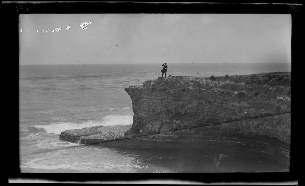 I33 - 1911, June 24 - Monterey, CA Peninsula-cliff Drive 1024x625